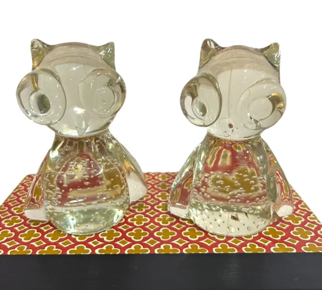 Vtg Pair Clear Art Glass Owl Round Eyes Paperweights Figurines Bullicante Bubble