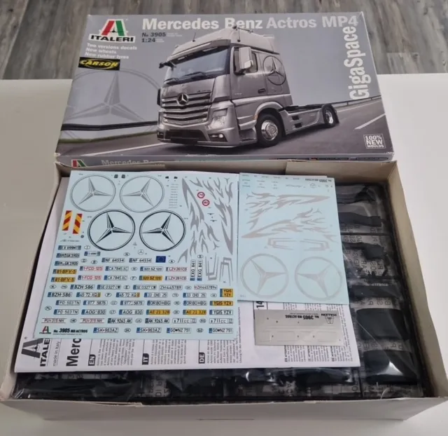 Italeri Mercedes Benz Actros MP4 Gigaspace 3905 Neu Ovp