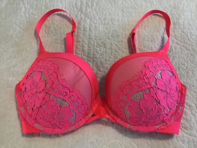 NWT Victoria Secret Very Sexy Push-Up Pink Lace , Strappy Back .Bra 32DD  $62 NWT