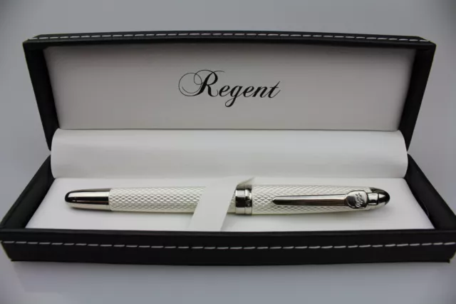 Stylo ROLLER  REGENT  blanc et argenté coffret cadeau