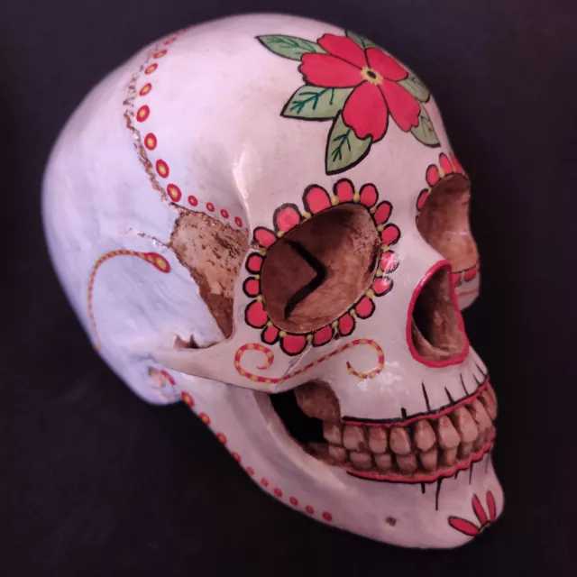 CATRINA FLOR ROJA santa muerte Escultura Decoracion Cráneo Skull oddities Decor 2