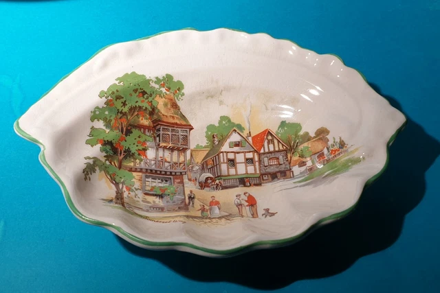LANCASTER LTD HANLEY Staffordshire, England Vintage Shell Shaped Mini ...