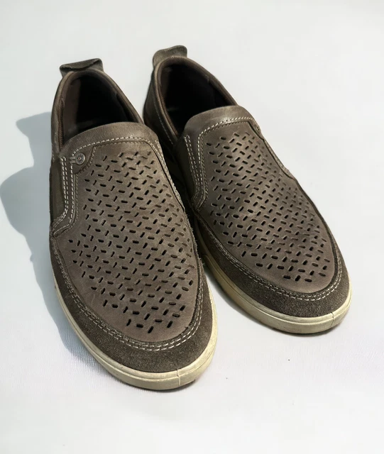 ecco collin perforated slip on
