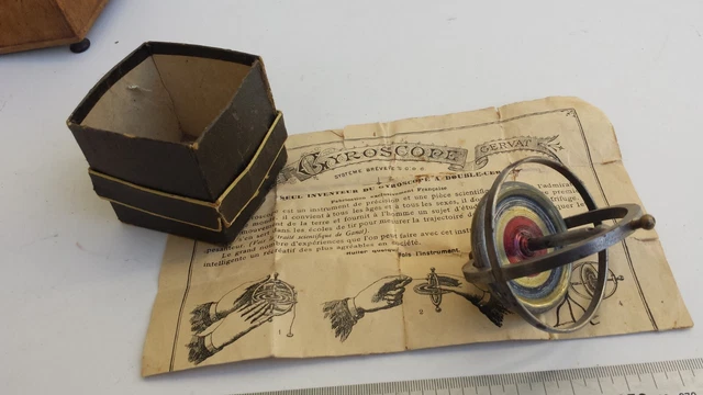 Toupie gyroscopique ancienne - Collection