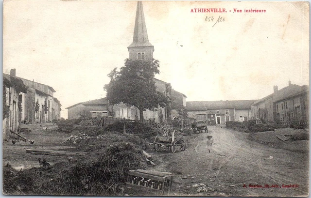 54 ATHIENVILLE - vue de l'interieur du village