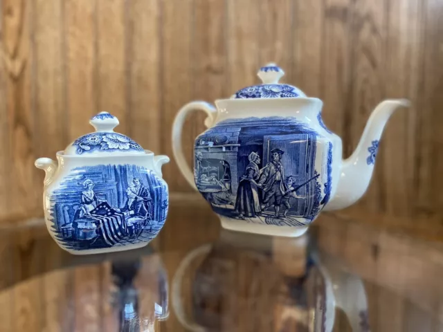 Liberty Blue Teapot   Minute Men & Sugar Bowl Betsy Ross  Set made in England