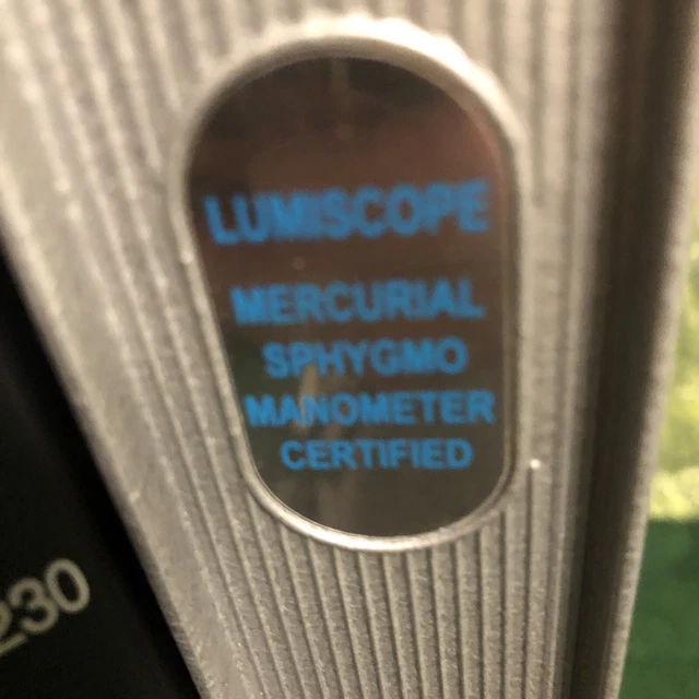 VTG LUMISCOPE SPHYGMOMANOMETER BLOOD PRESSURE~ASIS~medica￼ Memorabilia ￼￼Display