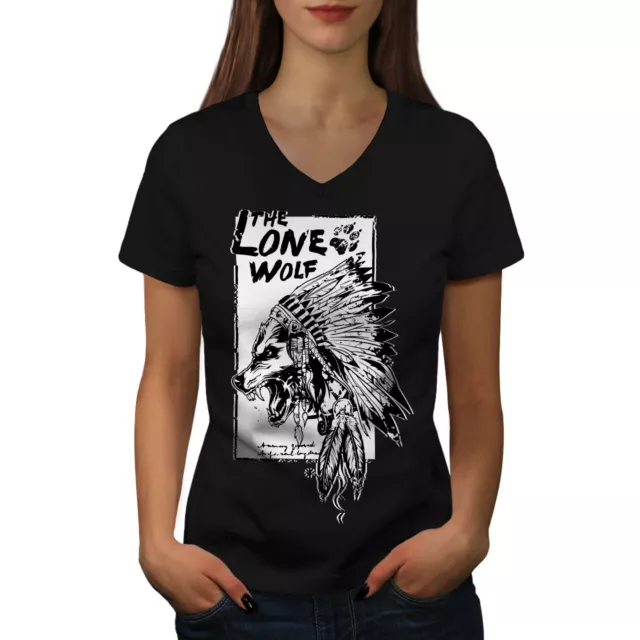 Maglietta Wellcoda The Lone Wolf Indian da donna scollo a V, grafica selvaggia