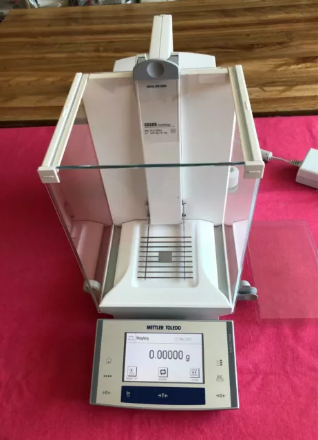 Mettler Toledo XS205 Analytical Balance Scale 80.00000g / 220.0000g