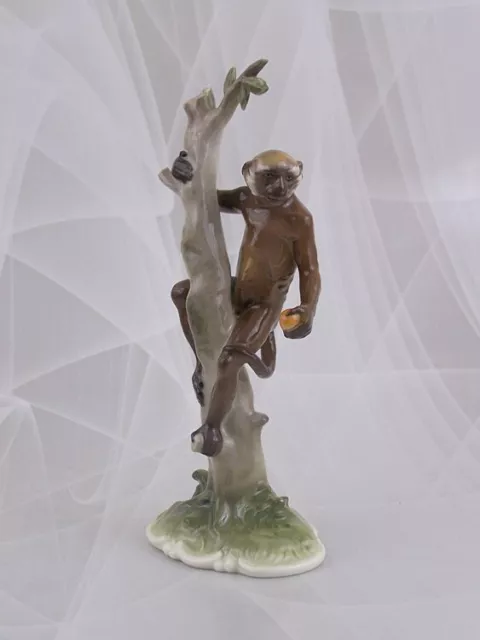 Nymphenburg "Affe mit Frucht" Göhring Figure Figurine Porzellanfigur