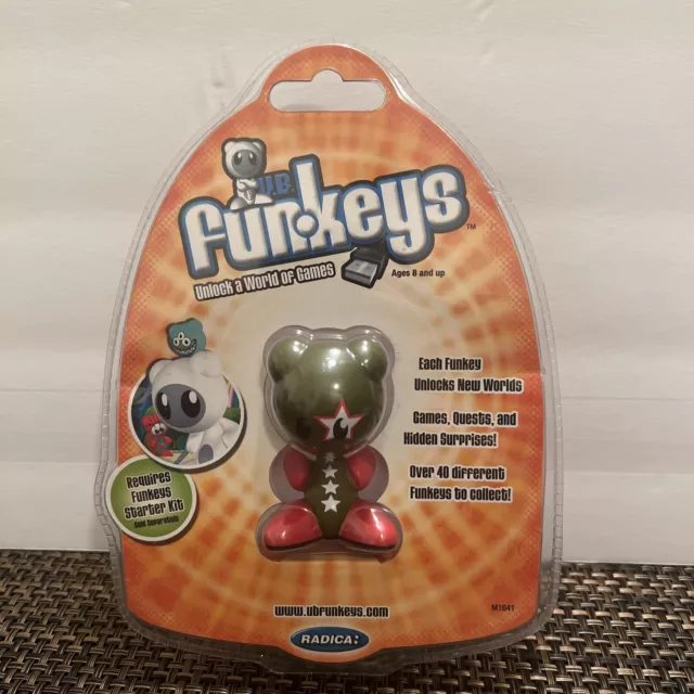 2007 UB Funkeys - Vroom Green - Radica/Mattel - RARE HTF