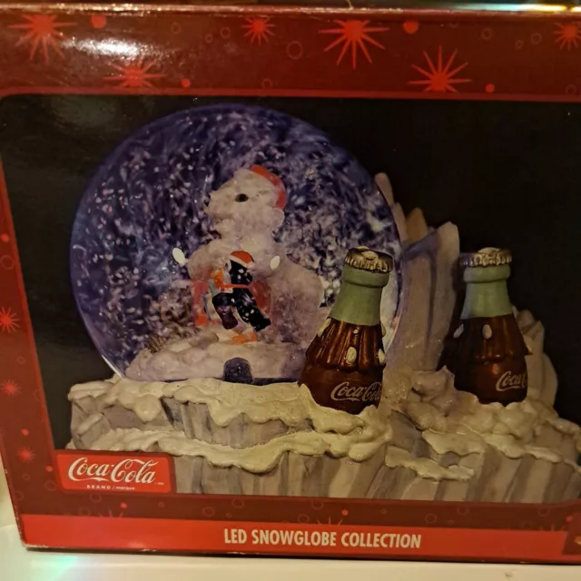 Coca Cola Polar Bear World LED Snowglobe Musical Collection Jingle Bells