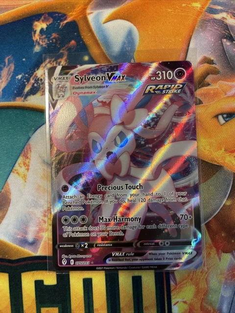 Pokémon TCG Sylveon VMAX Evolving Skies 075/203 Holo Ultra Rare