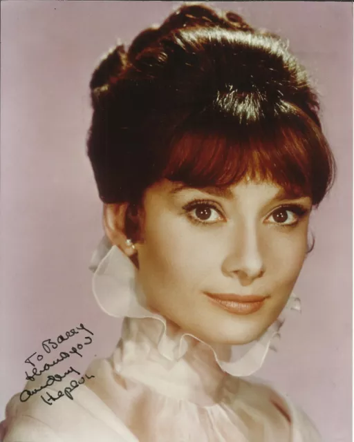 AUDREY HEPBURN - Signed photo