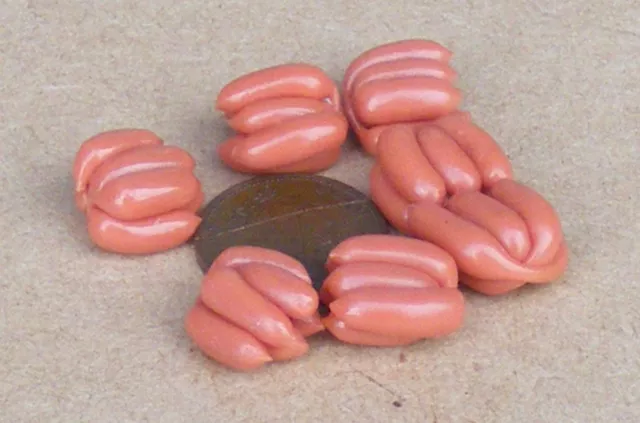 Single Bunch Of Sausages Tumdee 1:12 Scale Dolls House Miniature Meat Accessory