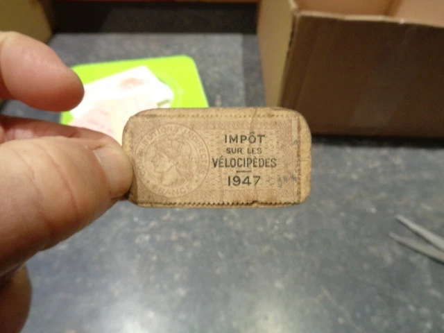 Vieux Papiers - IMPOTS SUR LES VELOCIPEDES - 1948 LAISSEZ-PASSER