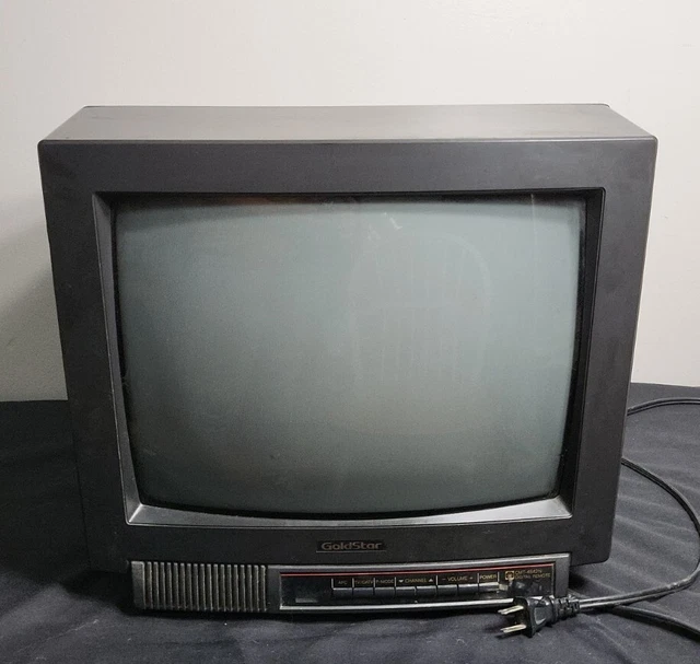 VINTAGE GOLDSTAR 14& Color Tube TV Television CRT Tested & Works Great