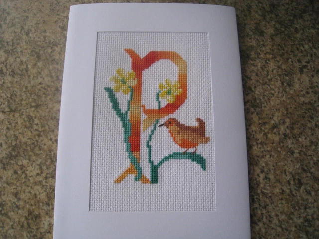 Komplette Kreuzstichkarte - 6""x8"" - Buchstabe P mit Blumen und Vogel