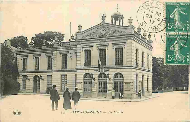 94 - Vitry sur Seine - La Mairie - Anim�e - CPA - Voir Scans Recto-Verso