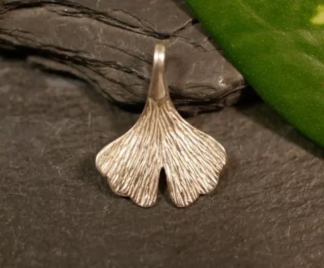 Toller 925 Sterling Silber Anhänger Ginkgo Blatt Floral Struktur Matt Glänzend