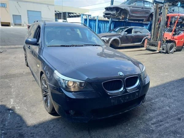 Galerie De Toit Bmw Serie 5 (E61) Touring 520 D N47D20A