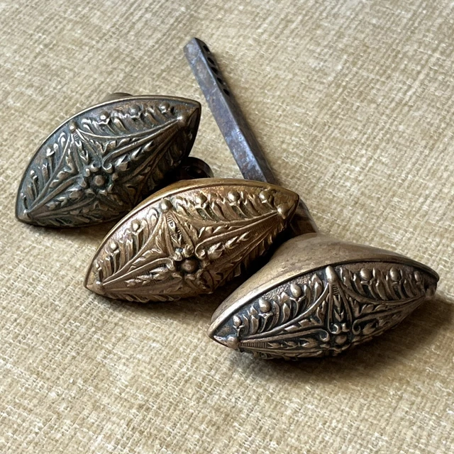 Victorian Oval Passage Size Knobs Set Of 3 Norwalk Marquise N-10100 C.1899