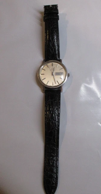 VINTAGE MEN'S OMEGA Watch-Silver Color-Automatic Day /Date-50+ Years ...