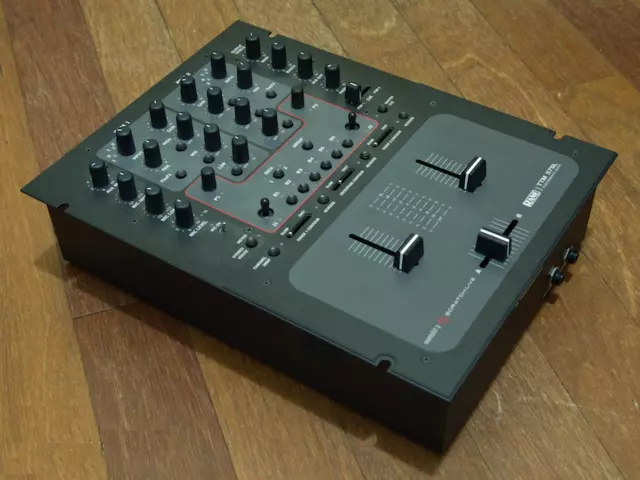 Rane TTM 57SL DJ Mixer (Excellent Condition)