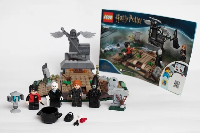 LEGO 75965 Harry Potter Der Aufstieg von Voldemort Friedhof Duell - Top ...