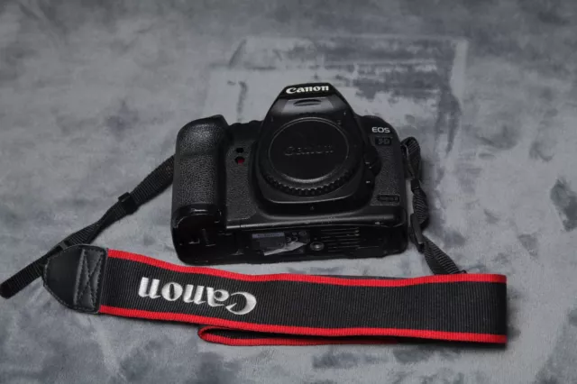 Canon EOS 5d Mark II Camera *body Only* good condition. No charger, see photos