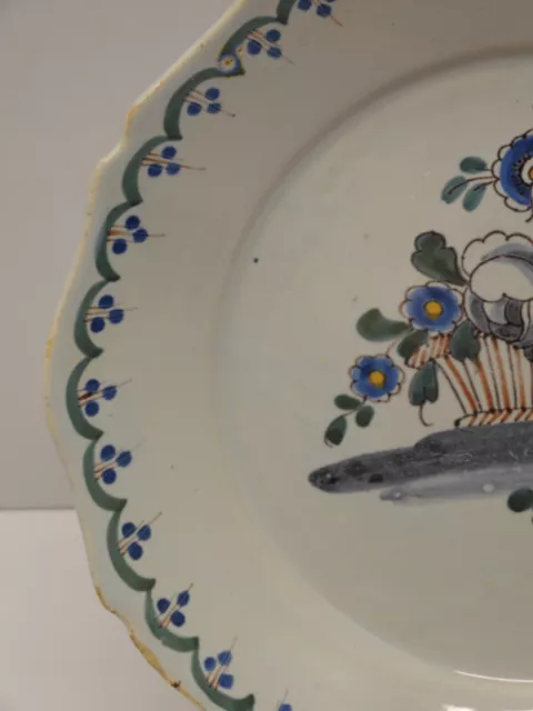 *ASSIETTE CERAMIQUE XVIIIe décor au panier Fleuri origine à définir COLLECTION D 3
