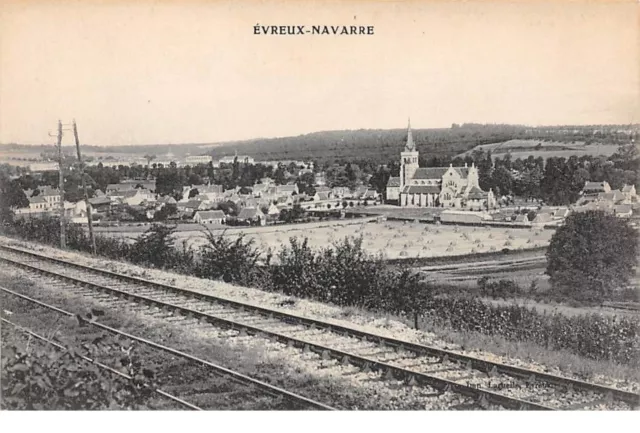 27 - n°111048 - Evreux-Navarre - Vue sur le chemin de fer et la ville au loin