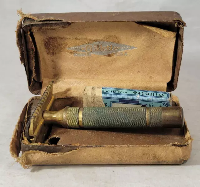 Vintage 1940s Gillette New Safety Razor Gold Tone W/ Teeth in Orginal Case