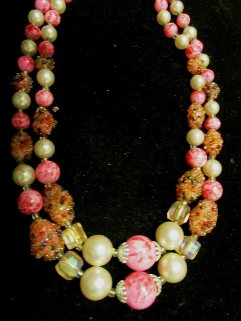 Vintage Glamor 1950's 60's  Bubble Gum Plastic & Glass Candy Seed Bead Necklace!
