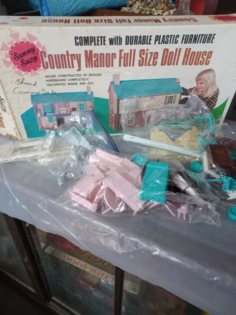 Sunny Suzy Furnish Country Manor Full Size Doll House New! Vintage!