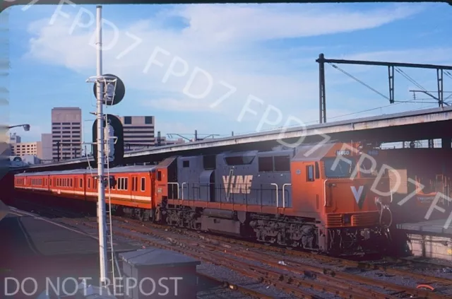 ORIGINAL SLIDE Australia V-Line JT22HC-2 N460 Scene;Melbourne;August 1993