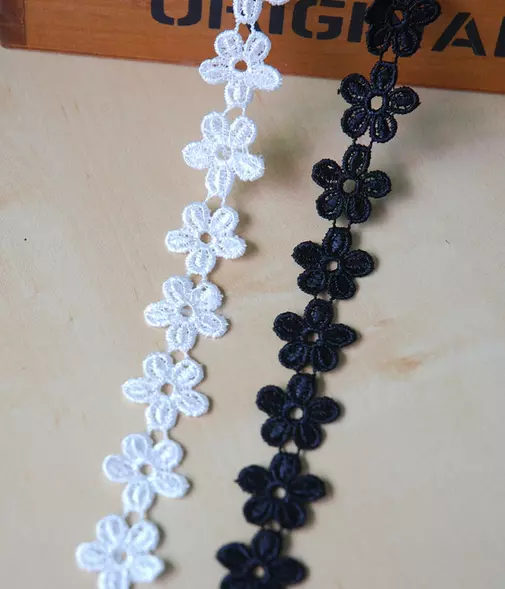 3 Yards Flowers Cotton Crochet Lace Trim Wedding Bridal Ribbon Sewing Craft