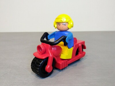 NEUF dans sa boîte d'origine RARE Duplo LEGO DUPLO 2609 VOITURE DE COURSE ET 1 PILOTE 