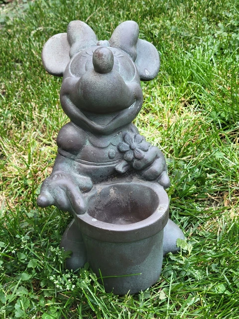Vintage Minnie Mouse 1997 Walt Disney Garden Statue/Planter #793 11” Tall