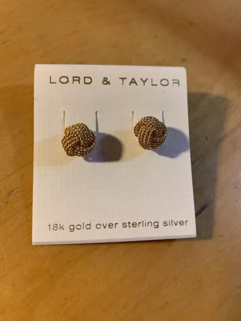 NWT Lord & Taylor gold tone knots studs earrings  Q3 3
