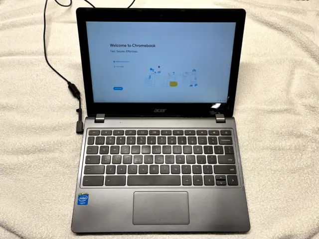 ACER C740-C4PE (Model #ZHN) 11.6" Chromebook 1.50 ghz Celeron 16GB SSD 4GB Ram