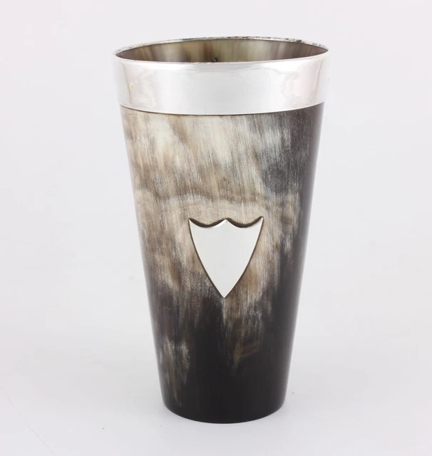 Antik Horn Beaker Tasse Mit Silber Platte Shield Plakette Mappin & Webb. c1920