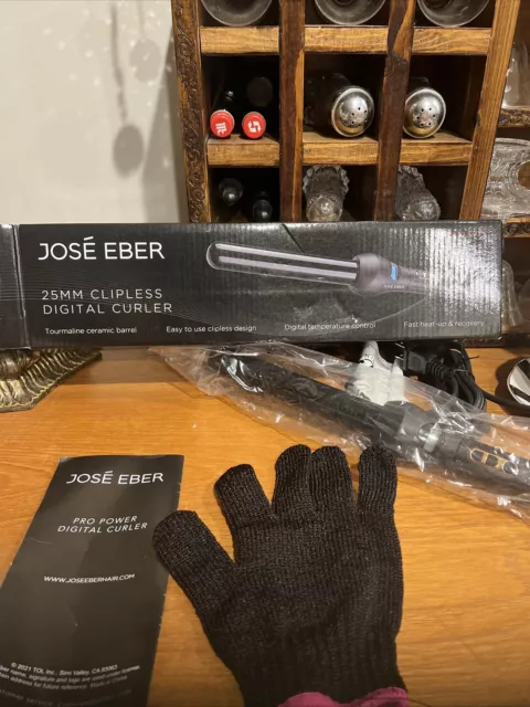 Jose Eber 25mm Clipless Digital Curler With Heat resistant Glove