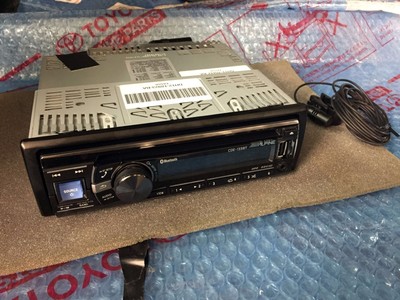 Land Rover OEM AM/FM CD MP3 Radio Defender 2007 Alpine CDE-130R New 