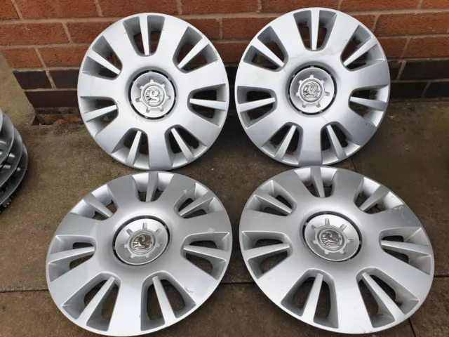 Set of Genuine Vauxhall 16" Wheel Trims Hub Caps x4 Zafira B Vectra C Astra H