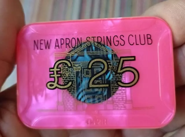 Vintage Casino £25 Chips /Plaques Tokens - New Apron Strings Club London