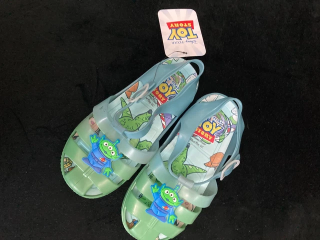 Kids caged jelly shoes sale