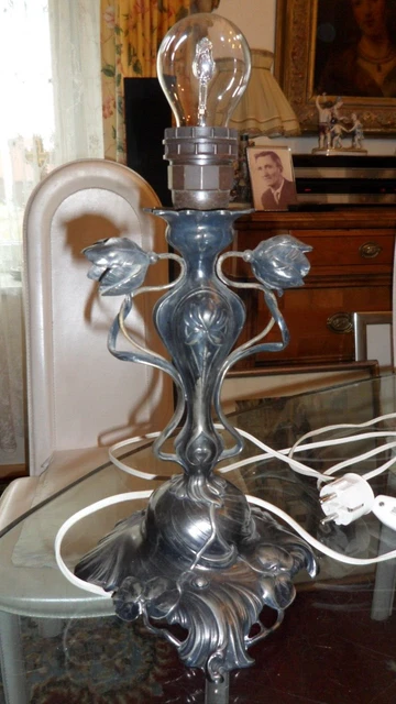 Lámpara Art Nouveau, sin pantalla A.K. & Cie Albert Köhler - Viena 1895 nenúfares 1900