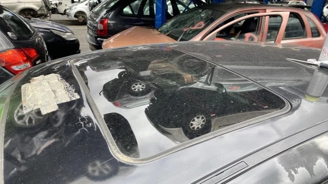 Panneau Porte Droite Fiesta 2002-2008 PANNEAU DE PORTE Arriere Droit FORD FIESTA 6 PHASE 1 1717210 EUR 31,00 Baguette Cadre Porte Arrière Droit Fiesta MK6 2002-2008
