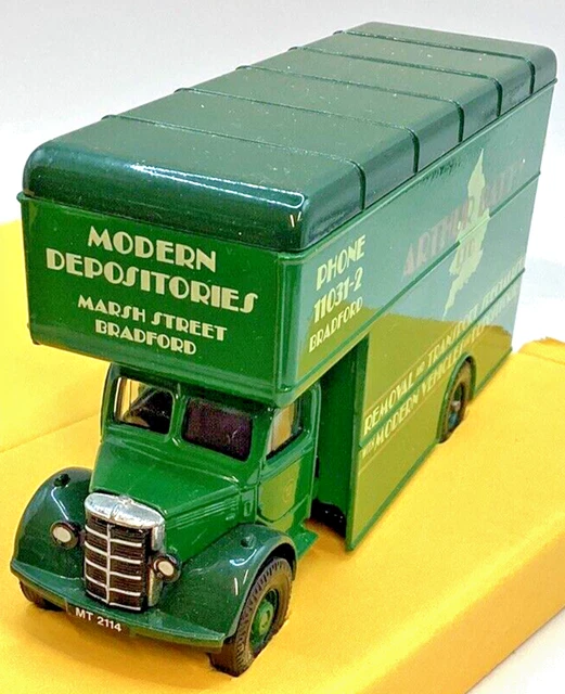 1:50 BEDFORD O Series Arthur Batty Livery. D953/14 Corgi Classics. £8. ...